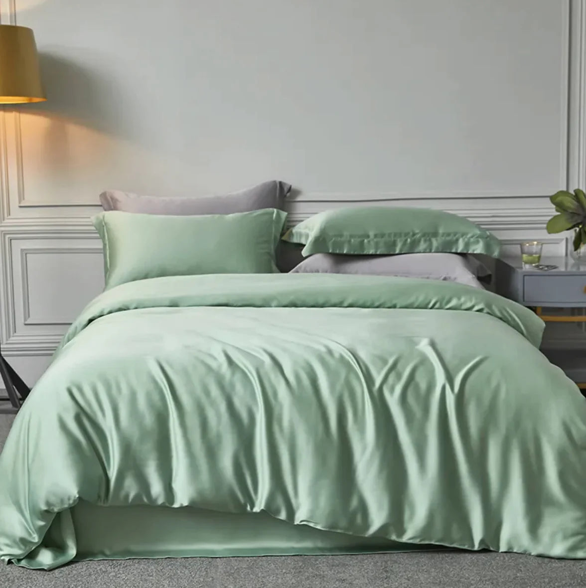 Double-Sided Solid Color Bedding Set